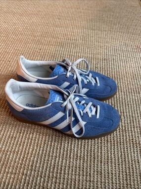 Adidas Gazelle unisex size 6.5 (women's 7.5), UK 5